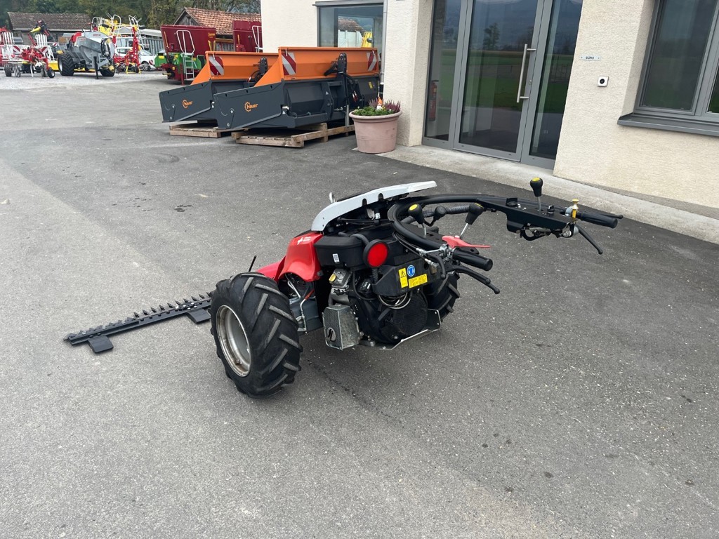 ac102dcb-1da7-43a1-8c1d-f20921c78ebb-Aebi CC 66 4.jpg