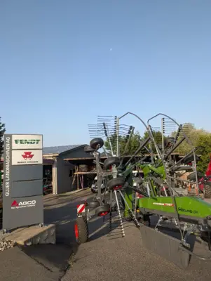 Fendt Mittelschwader Former 760 C