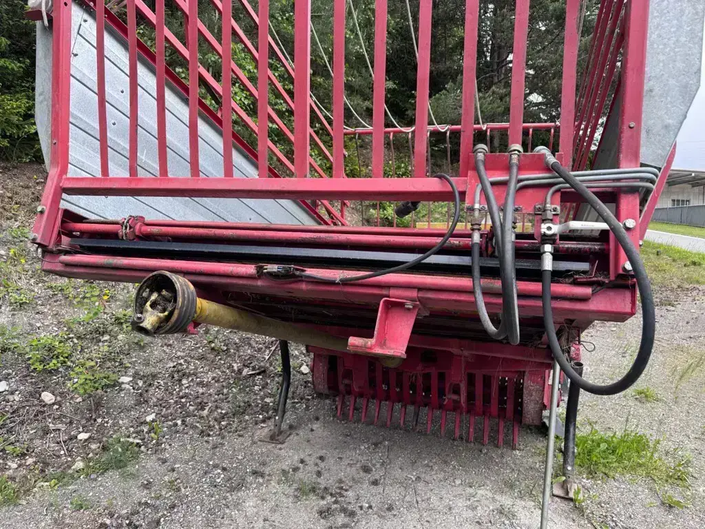f2dddf6f-1c40-4542-9cd3-50fb918ad9cf-IMG_2671.jpg