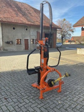 Fendeuse à bois Husqvarna Magik 130-VPF 13 Tonnes.