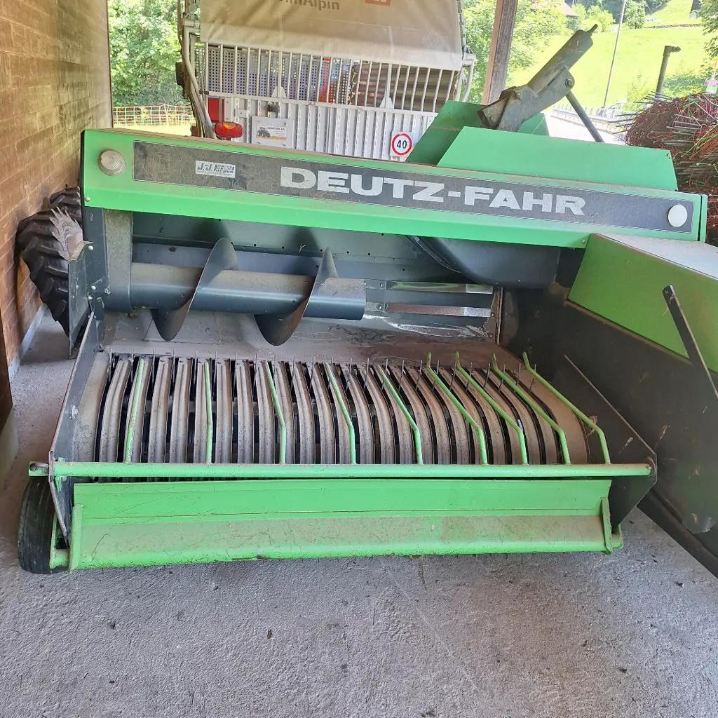 Botteleuse Deutz-fahr 440 HD