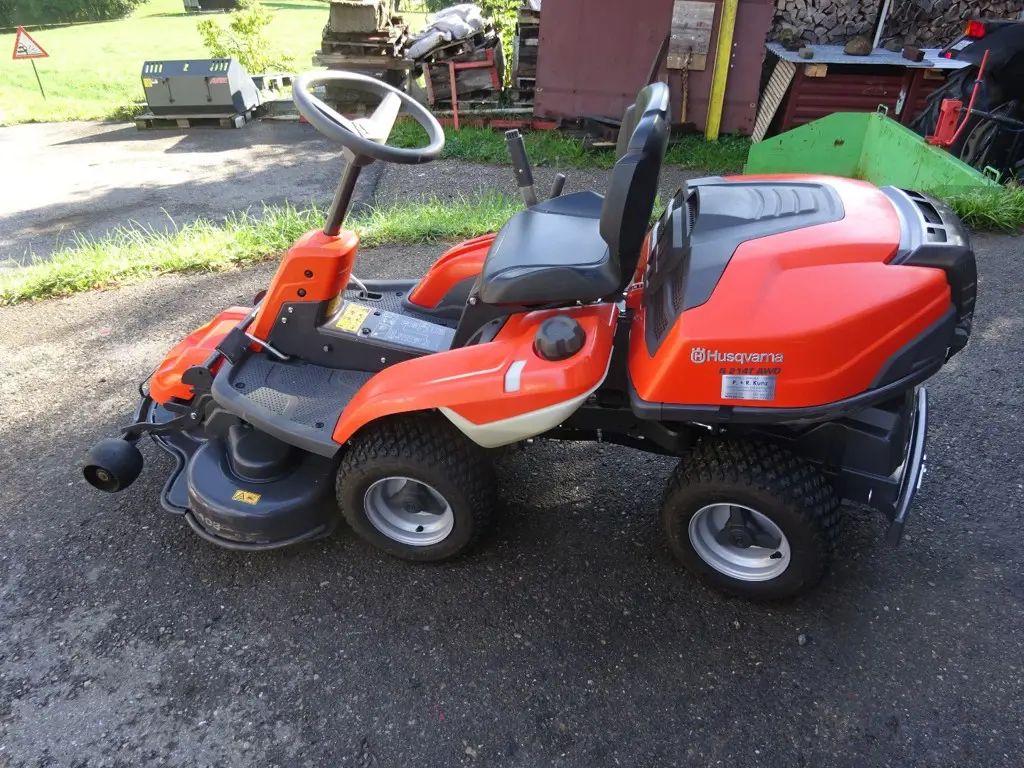 Rasentraktor Husqvarna Rider R214 T AWD !!!!!! Allrad