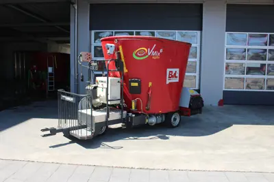 Futtermischwagen BVL Agilo V-Mix 6 / Selbstfahrer