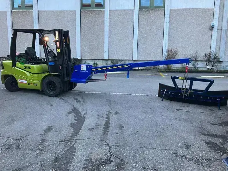 Kranarm zu Gabelstapler - Bras de grue pour chariot élévateur - Lieferbar ab Lager - disponible du s