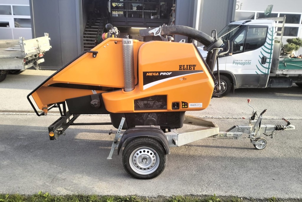 fd878fdc-f3eb-476f-8efd-c5b1b22e5f56-WhatsApp Image 2025-05-13 at 09.17.54 (2).png