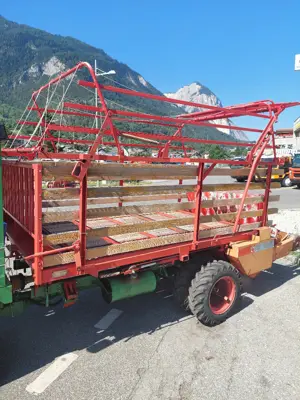 TRUNKENBOLZ - SCHILTER 9 m3 / A/LG 80 / Hydr. Pic-up / auf Schilter 1300 Occ.
