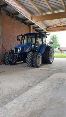 New Holland T5070