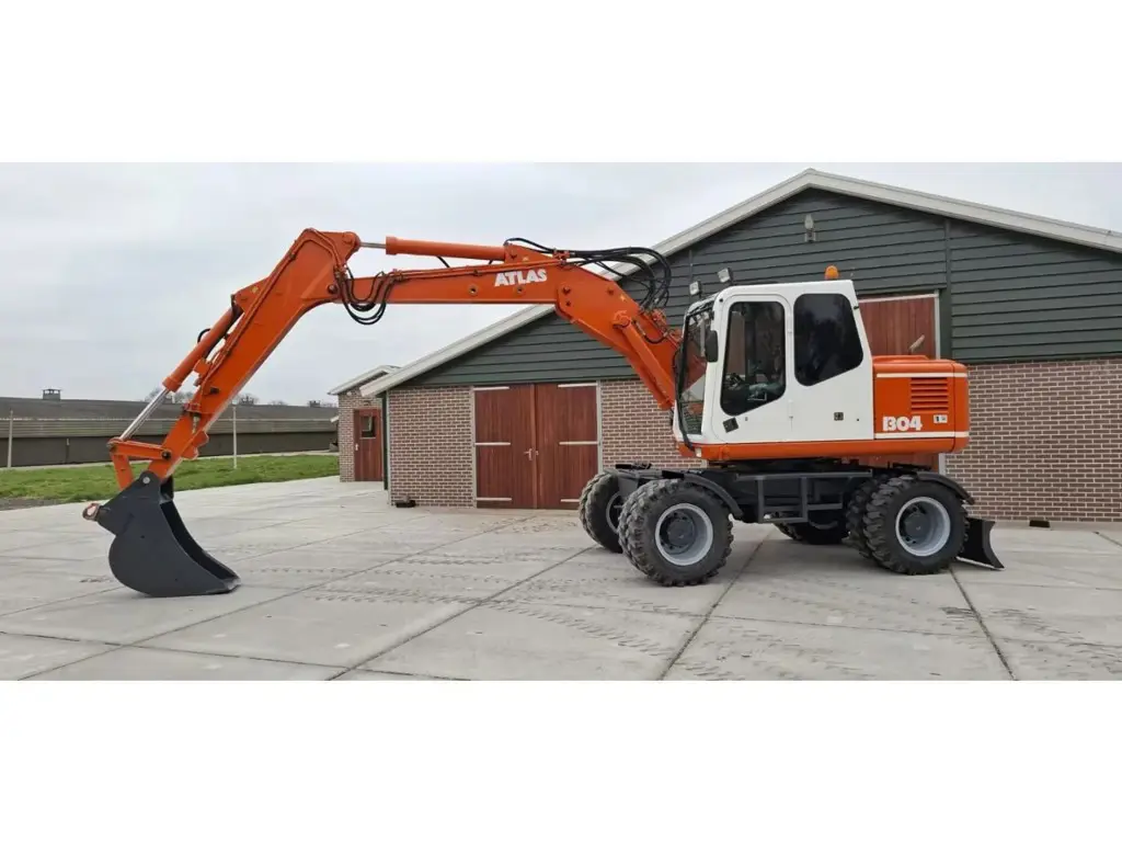 a2b42c90-52e4-421b-b434-2dd5e77177e4-3165d36e-e9bd-4600-9d38-b55e93b62863 conv.jpg