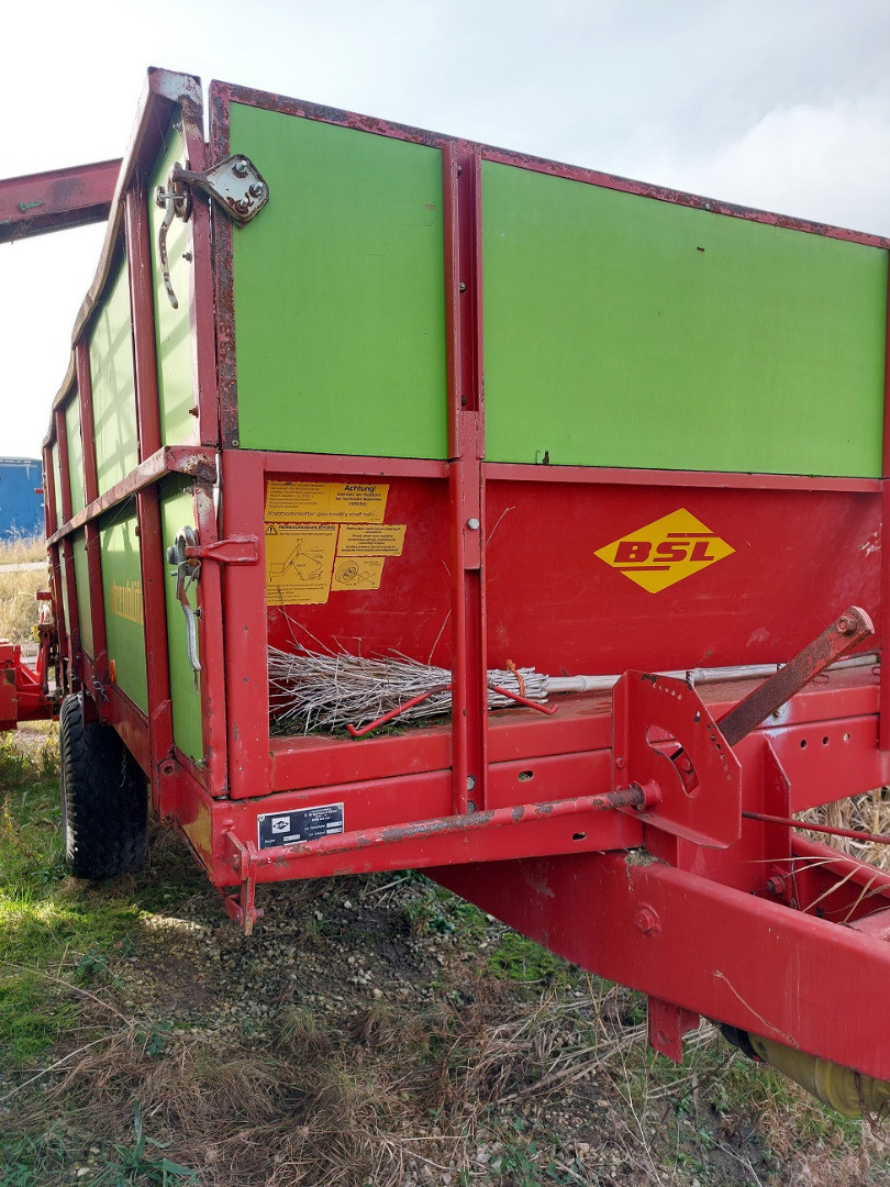 e45d892e-40b4-4f7b-ae4c-dec44eac5b81-Strautmann Leuenberger (8).jpg