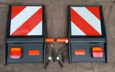 Warntafeln mit wasserdichten Supersealstecker