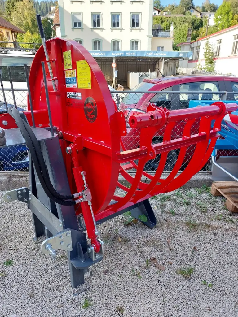 1ca1187c-c44b-47c6-a268-979cff464569-Collino fagoteuse hydraulique (3).jpg