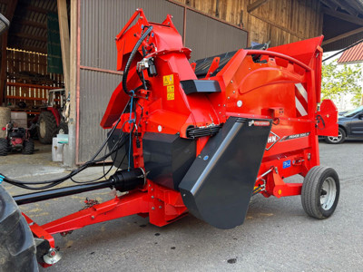 KUHN, Unversal-Einstreumaschine Primor 2060M