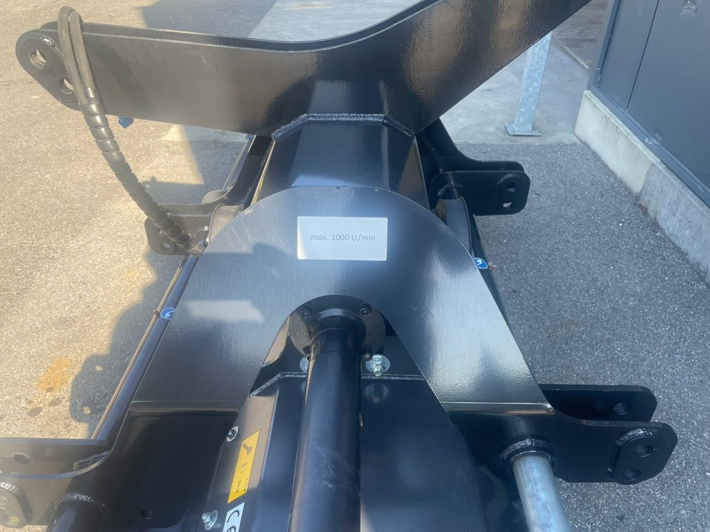 a3e43942-4b4a-44a9-ab57-4fdcb506b781-WhatsApp Image 2025-08-26 à 11.jpg