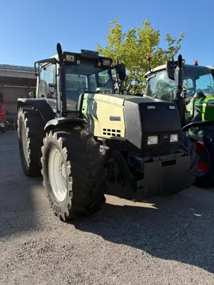 Valtra 8050