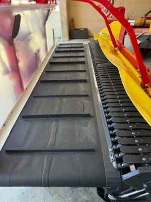 Pöttinger Mergento F 4010 Alpin Bandschwader