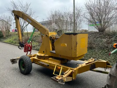 Griesser Mistkran mit Holzzange