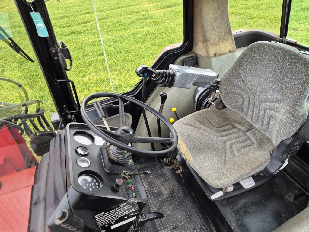 b9531abb-eba2-48b2-a3e2-3c8001a2eb68-WhatsApp Image 2025-12-15 at 15.jpg