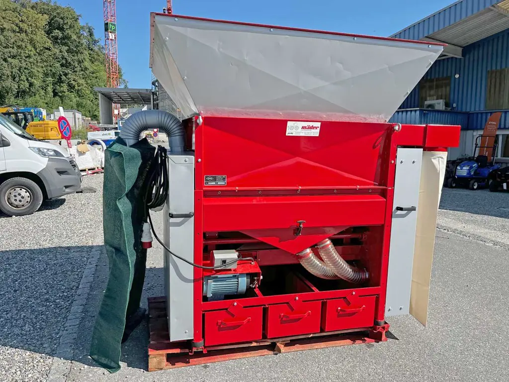 1a2189dd-52d0-467b-9998-33b74d4e3663-36654-Lanker-Heurüstmaschine-Portana-Kranmodell-L-HM-(6).jpg