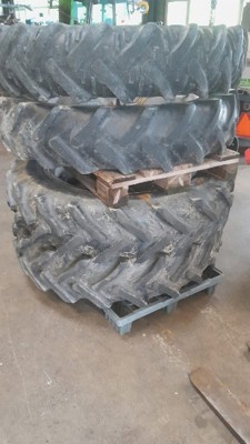 Räder Satz Deutz DX Serie mit Doppelrad