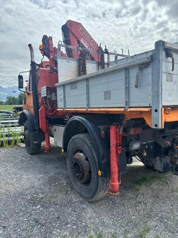 6a1432f9-4f4d-4428-89cd-3e0fe88e5b9b-Eco_Unimog_Schneepflug (12).jpg