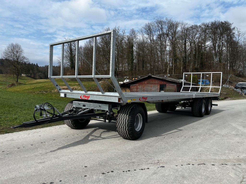 617d2dc7-898c-4107-a079-6433cf780d31-35133 Fliegl Anhänger Brückenw. DPW 180 B (1).png