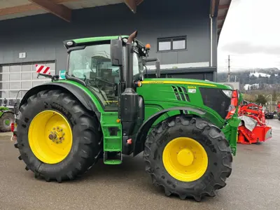 Tracteur John Deere 6215R