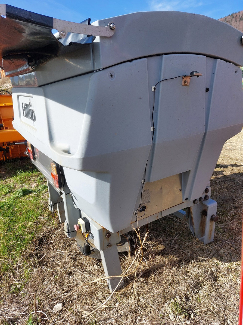 d5959fc5-9613-4da2-8dfa-177233af0455-Hilltip Top (4).jpg