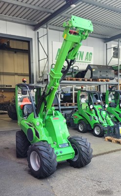 Avant 760i Multifunktionslader  57PS