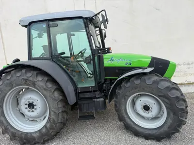 Traktor DEUTZ - FAHR AGROFARM 85