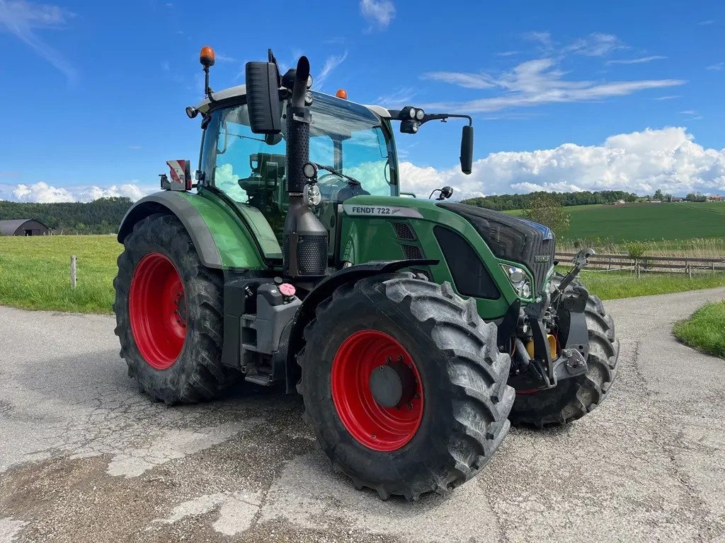 b78e027a-9ead-49e8-b778-629989f38392-Fendt Bonny (12).jpg