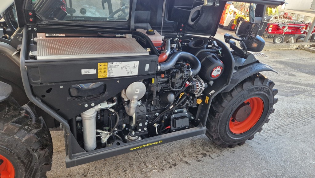 502e1730-2bee-4df1-8058-a9637c8c7bb1-TL25.60 B5PY11604 (7).jpg