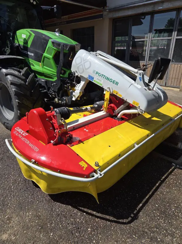 f853c957-0705-43b5-ac0b-e410d19eab53-906ee8c6-fc42-4c00-bd9d-e947861a2a95.jpg