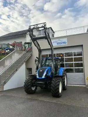 New Holland T5.120 EC mit Frontlader MX
