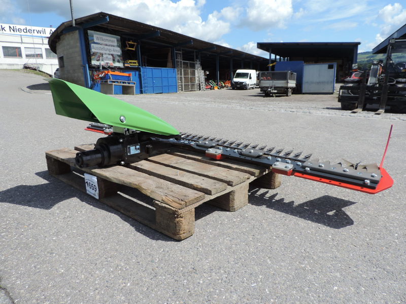 807c025e-39f9-456e-9f08-df41ef2b137f-33751 Rapid Messerantrieb Monta 220 (4).JPG