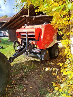 Die Top Bergrundballenprese