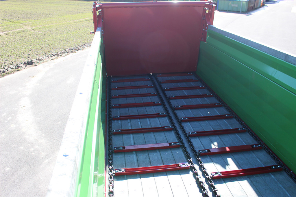 ead3f9fd-1b4c-4978-85b2-b497ab8fe796-MS_105_Kompoststreuwerk (44).jpg