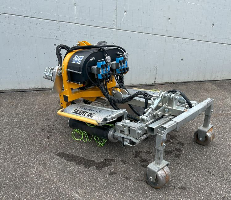 614310bb-33ba-4f75-af25-baf3ffd8b8d6-Bio 1.jpg