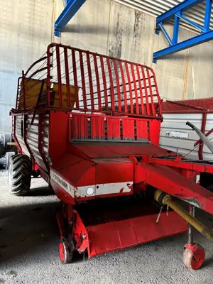 Ladewagen Pöttinger Boss 1 T