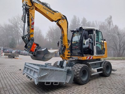 Löffelkiste / Transportkiste für Bagger & Anbaugeräte