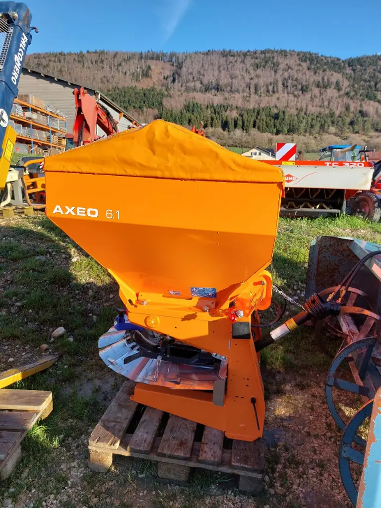 a2778227-256e-45cb-811f-65c42b850bd7-Rauch AXEO 06 (3).jpg