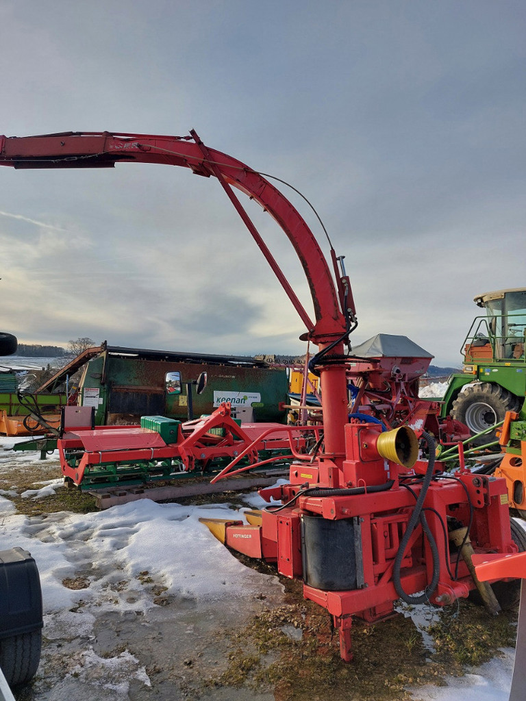 c1e8cf3b-cedf-48a5-9eef-b1573354997b-Pöttinger Grosjean (6).jpg