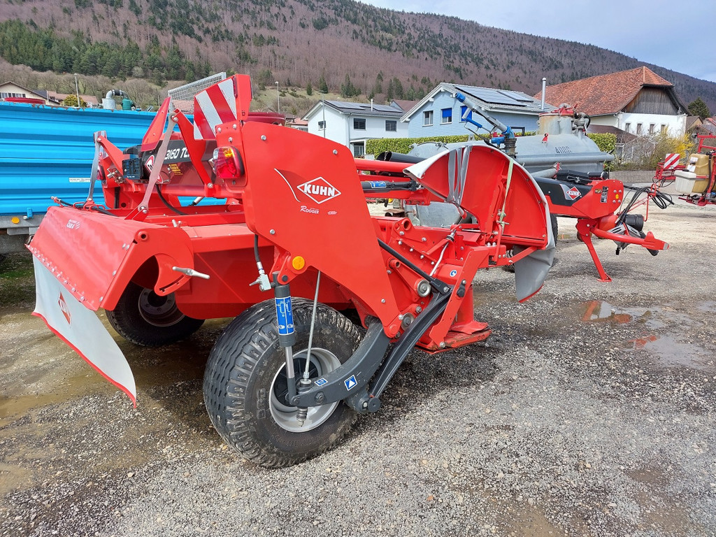 032fb194-5dce-404b-b332-81d462877e78-Kuhn Stierli (5).jpg