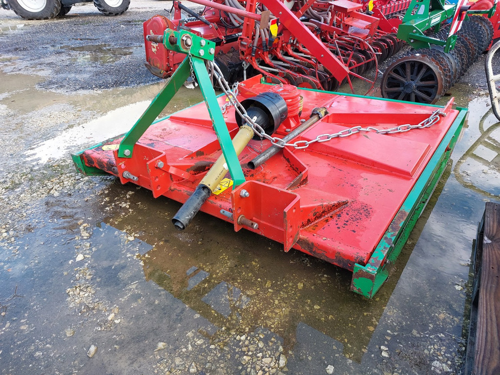 3ab9ff74-412c-44ef-9e21-1e2c314ea28f-Gyrax Benoit (7).jpg