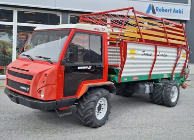 Reform Muli T7 mit Lüönd Swiss Leader