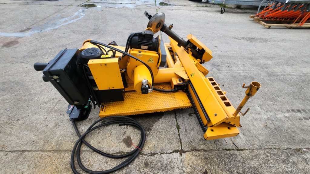 37961201-0b90-4cb2-af9f-0ae6a65b069d-Reifenmontiermaschine_Sice_S550_ LMB-Maschinen GmbH_ 4.png