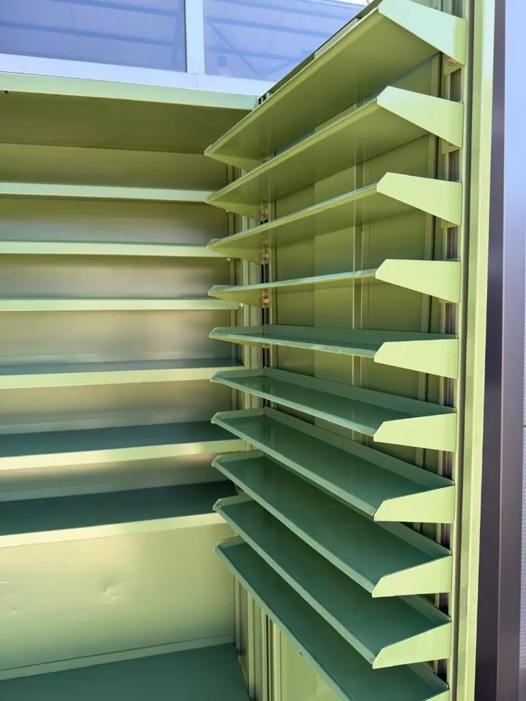 6a377705-8f02-4c15-859b-c58190951d3a-14_Metallschrank_Kleinteillager_03.jpg