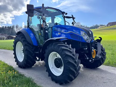 Allroundtraktor mit Druckluftbremse