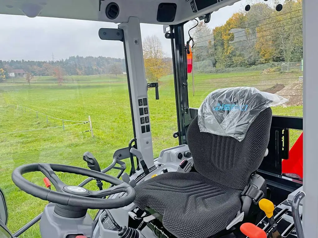 f9966cbc-b33c-4b33-ab81-7cef7bd543cd-35561-Iseki-Rasentraktor-TH-5420-Hydro-(7).jpg