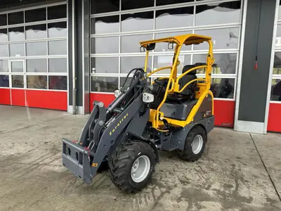 Hoflader Eurotrac W 11-M