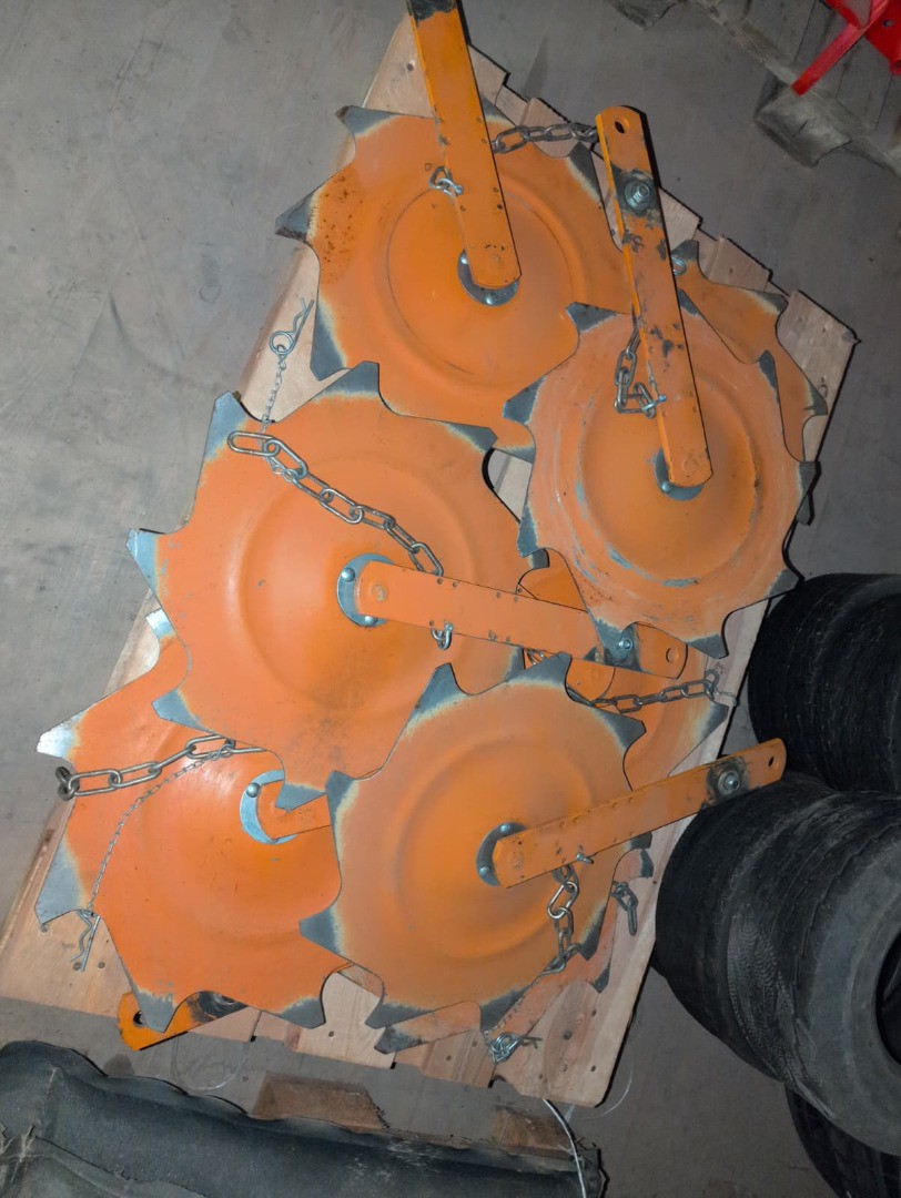 9818ec48-91fe-4a35-9bd3-56375e31f240-Schmotzer Schutzscheiben Mais.jpg